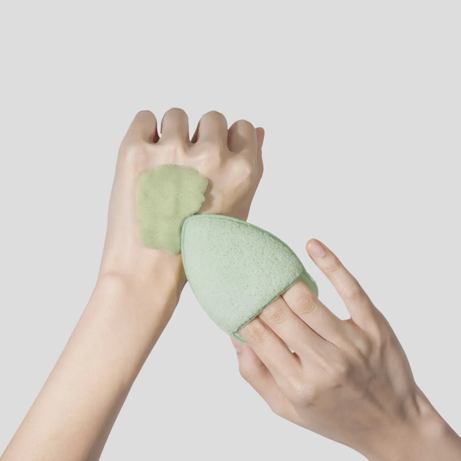 Бульбашкова маска для глибокого очищення з екстрактом базиліка P.CALM Holy Basil Bubble Deep Mask-thumbmail-9