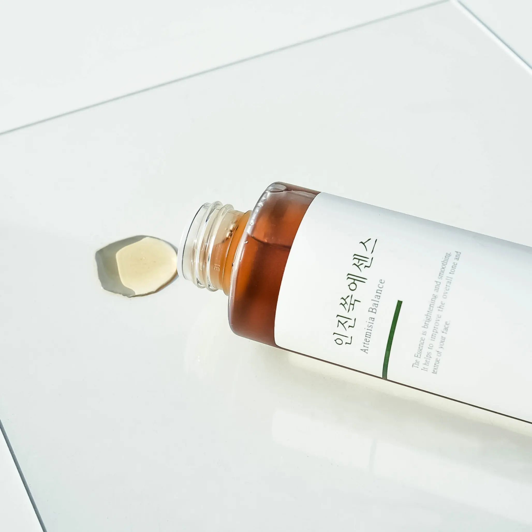 Есенція для заспокоєння та відновлення шкіри з полином CELLBN Artemisia Essence-thumbmail-4