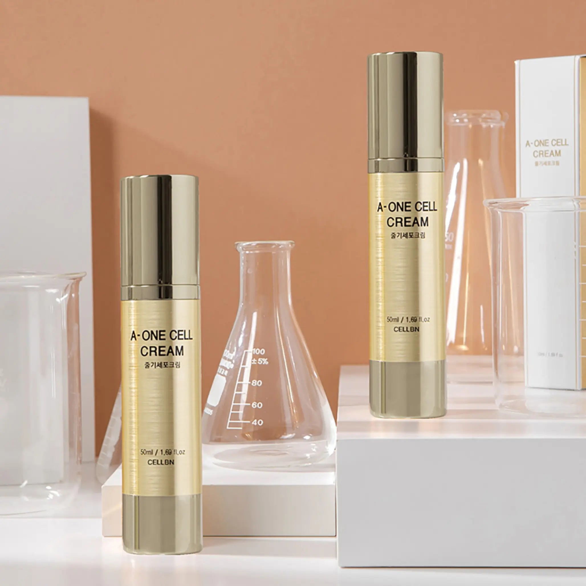 Мультифункціональний антивіковий крем зі стовбуровими клітинами лотоса CELLBN A-One Cell Cream-thumbmail-3