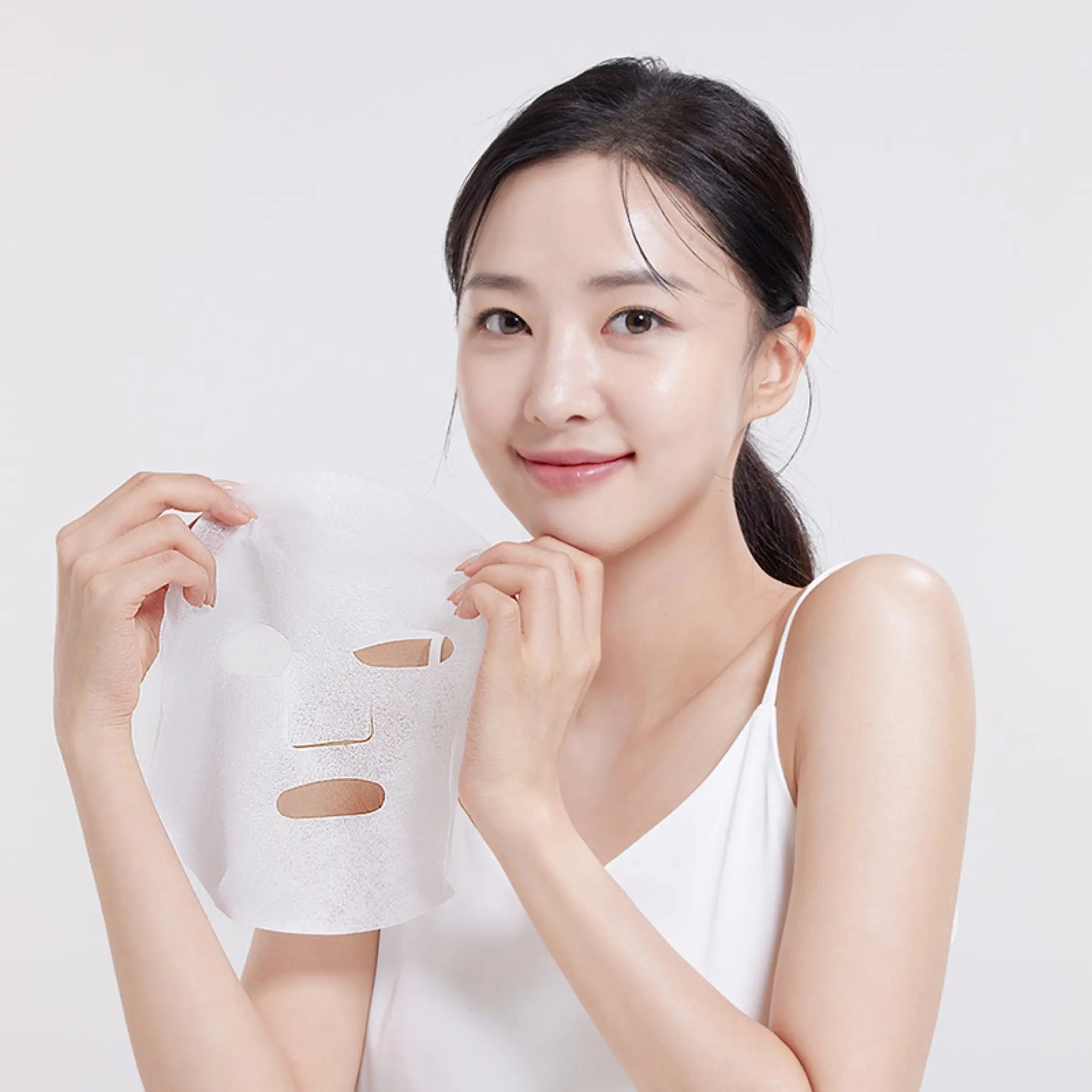 Ампульна заспокійлива тканинна маска з центелою та гіалуроновою кислотою CELLBN Aqua Soothing Ampoule Mask-thumbmail-3