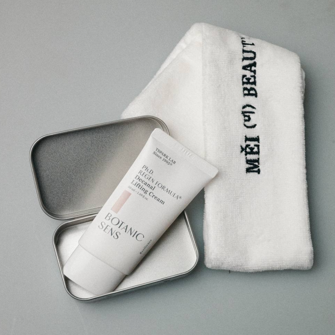 Омолоджувальний ліфтинг-крем для обличчя BOTANICSENS Ph.D. REGEN FORMULA Decanal Lifting Cream-thumbmail-2