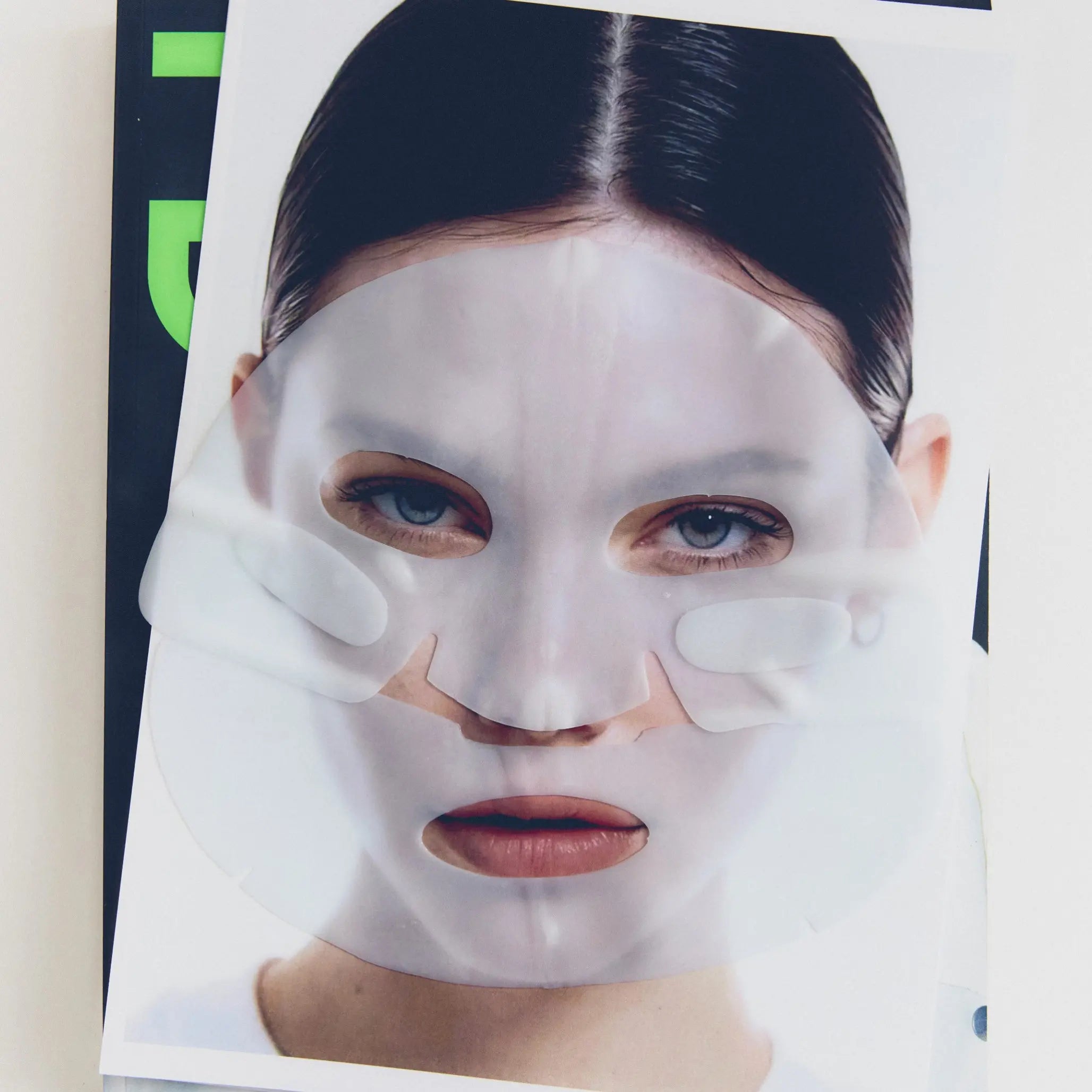 Зміцнювальна гелева маска з PDRN та морськими водоростями Luvum Glacial Marine Algae - PDRN Gel Mask-thumbmail-3