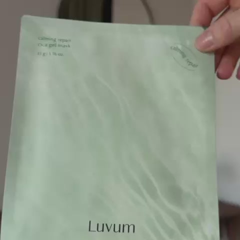 Заспокійлива гідрогелева маска з екстрактом центелли та алое вера Luvum Calming Repair Cica Gel Mask-thumbmail-2