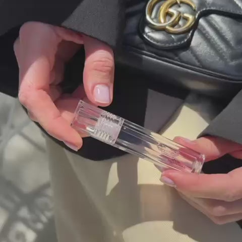 Блиск для об’єму та зволоження губ Luvum Volume Lip Serum-thumbmail-3