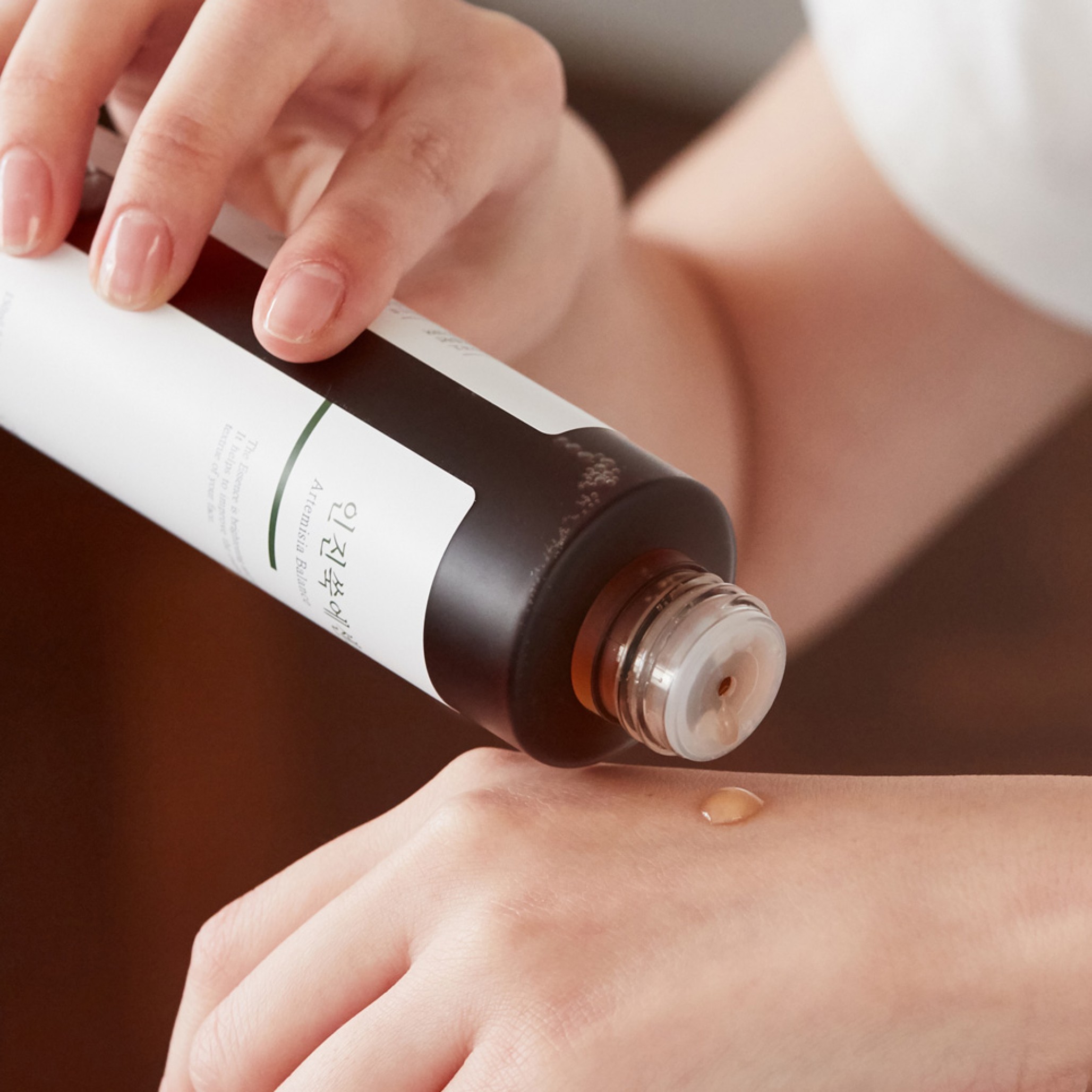 Есенція з екстрактом полину капілярного ARTEMISIA ESSENCE                           