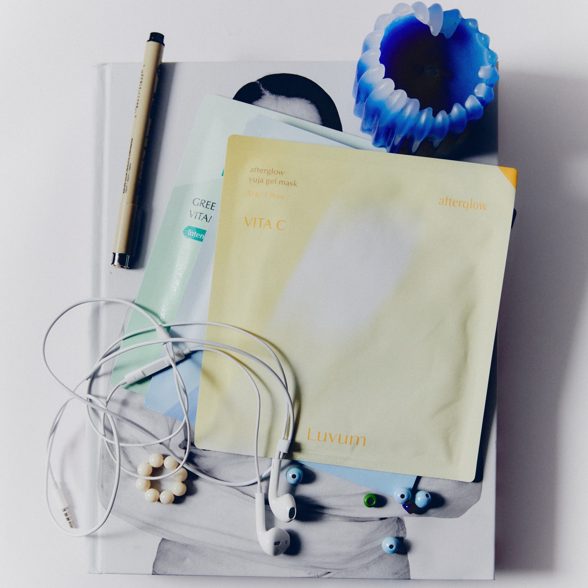 Освілююча гелева маска з екстрактом плодів юдзу Luvum Afterglow Yuja Gel Mask